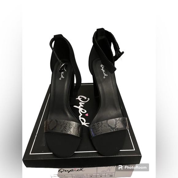 Quipid NWT black heels Size 7 - Picture 1 of 5